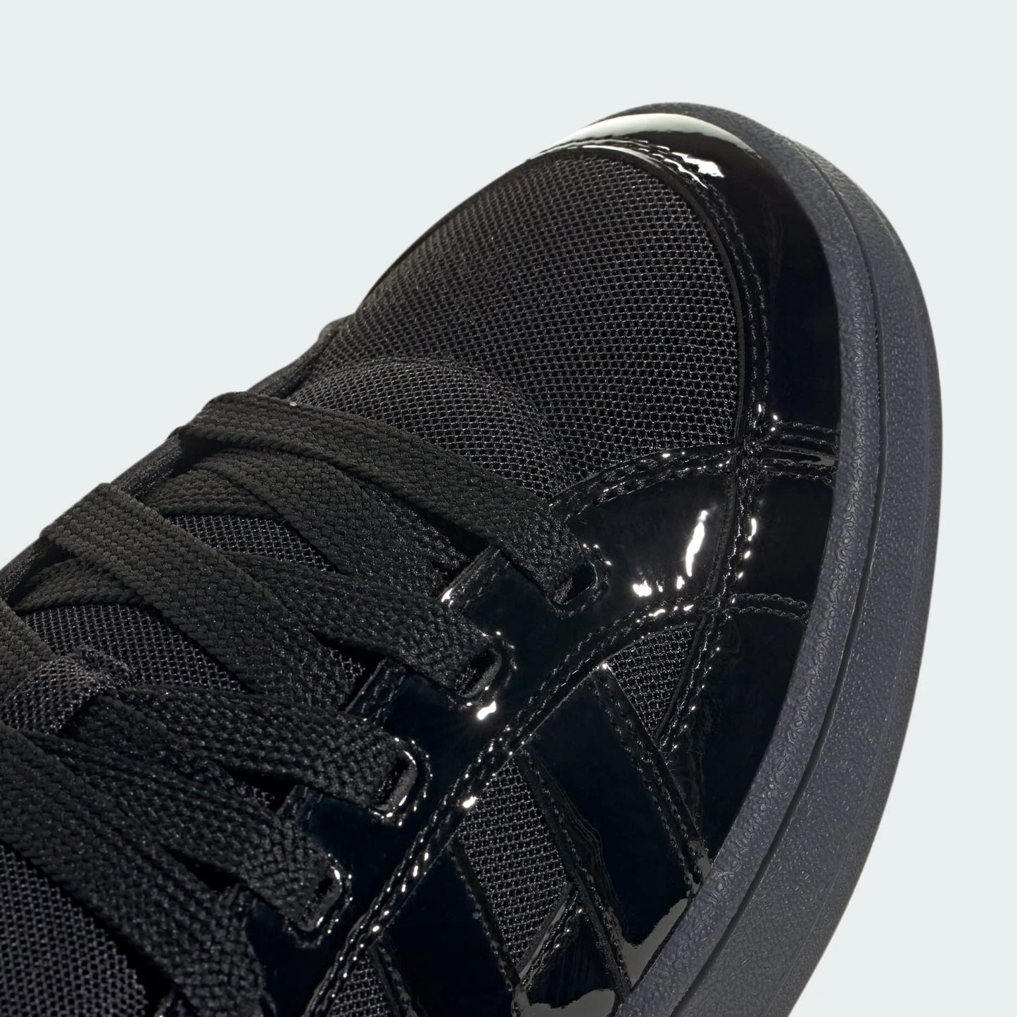 Campus 00s Beta Total Black