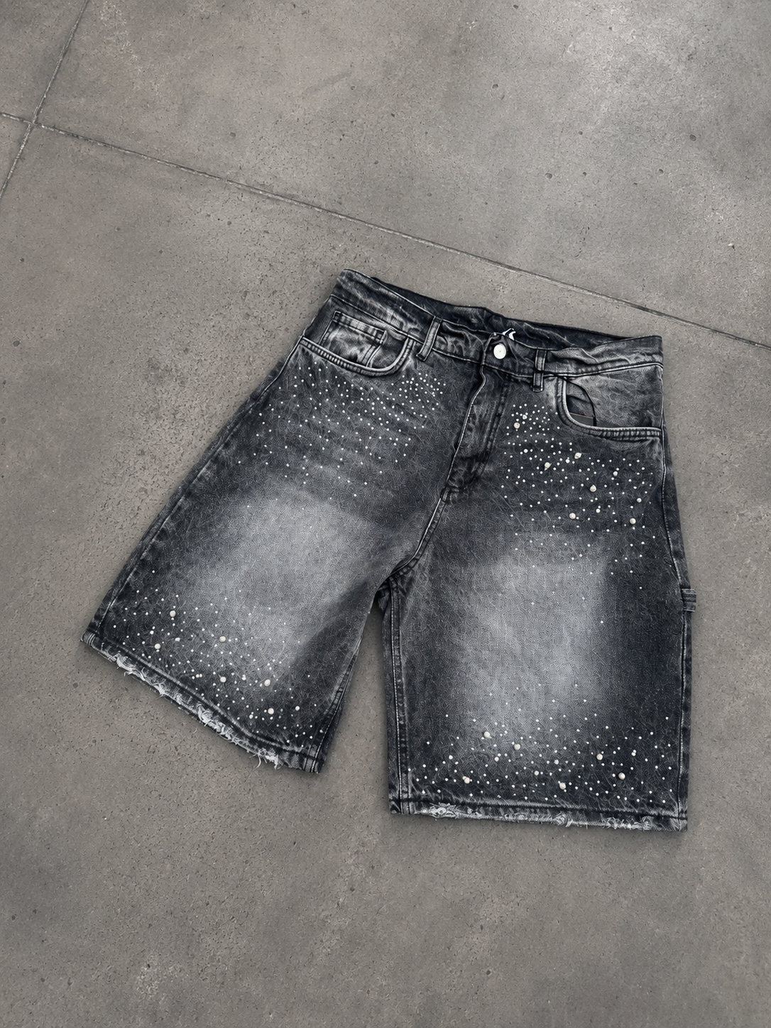 Short Diamond Grey