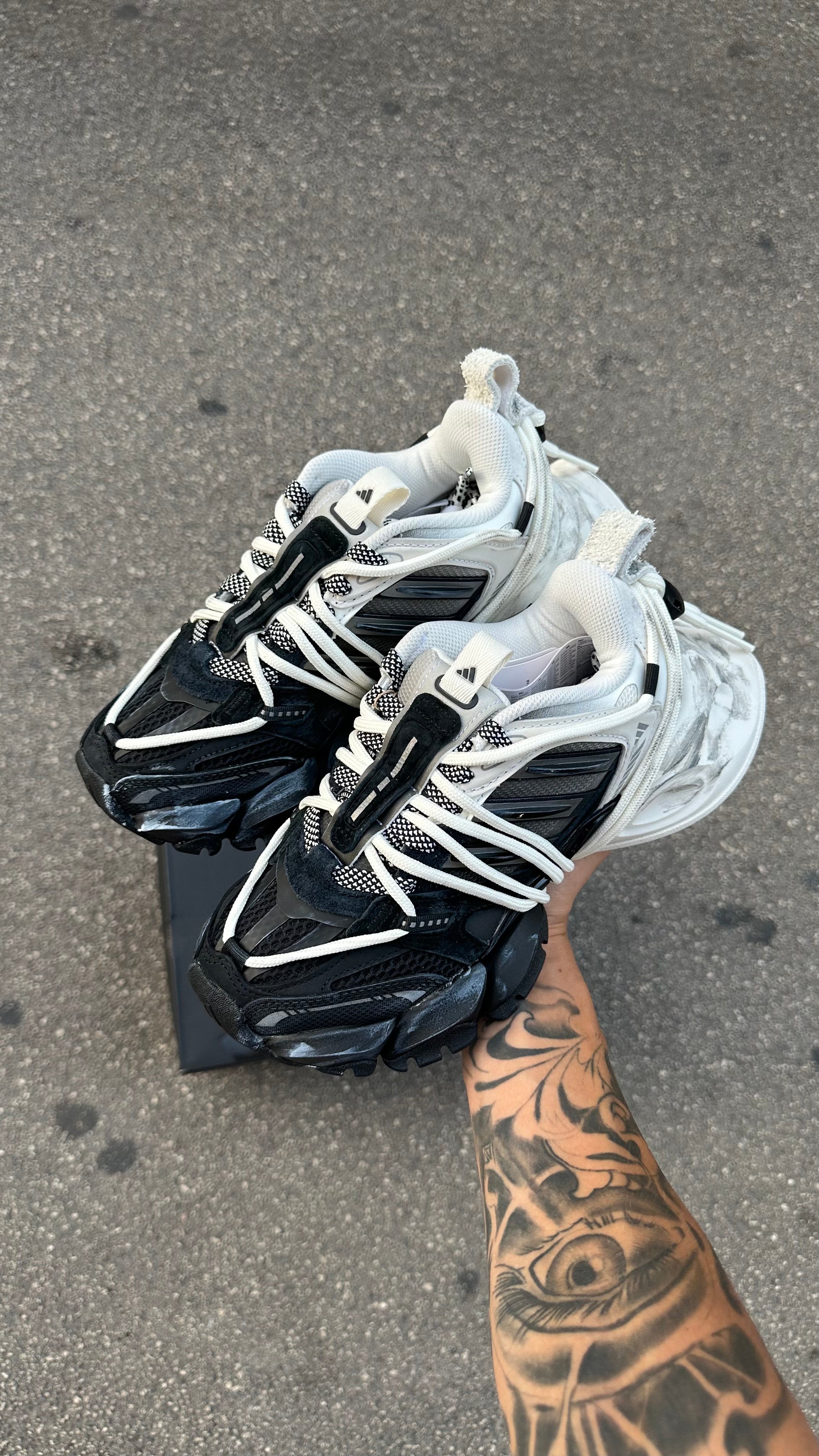 HYPE ON FEET