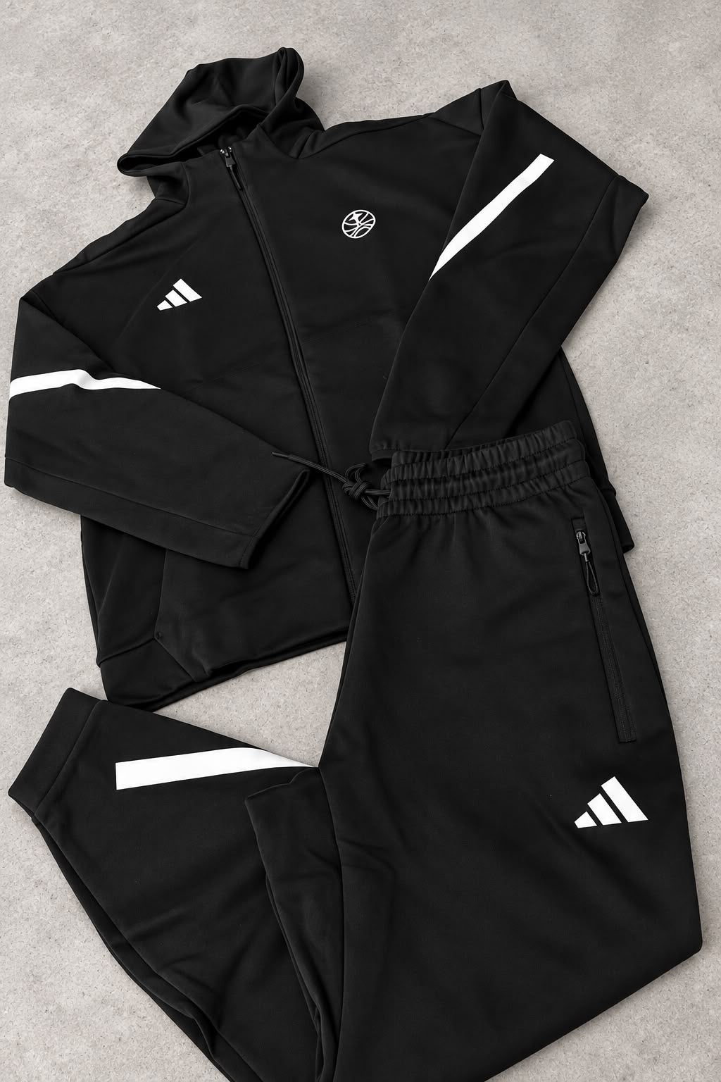 Tracksuit Paris