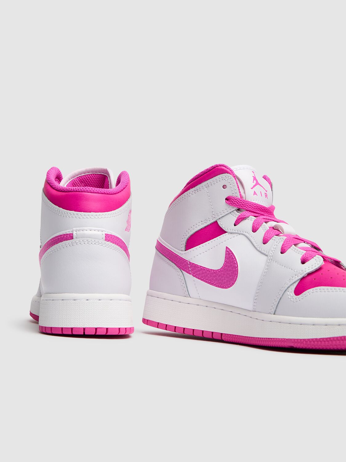 Air Jordan 1 Mid Fire Pink