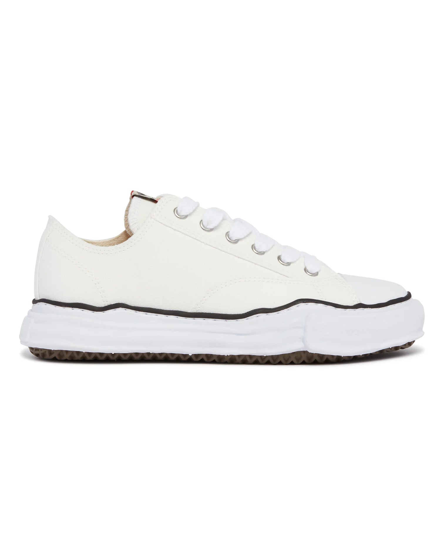 Maison Mihara Yasuhiro Low Peterson OG White