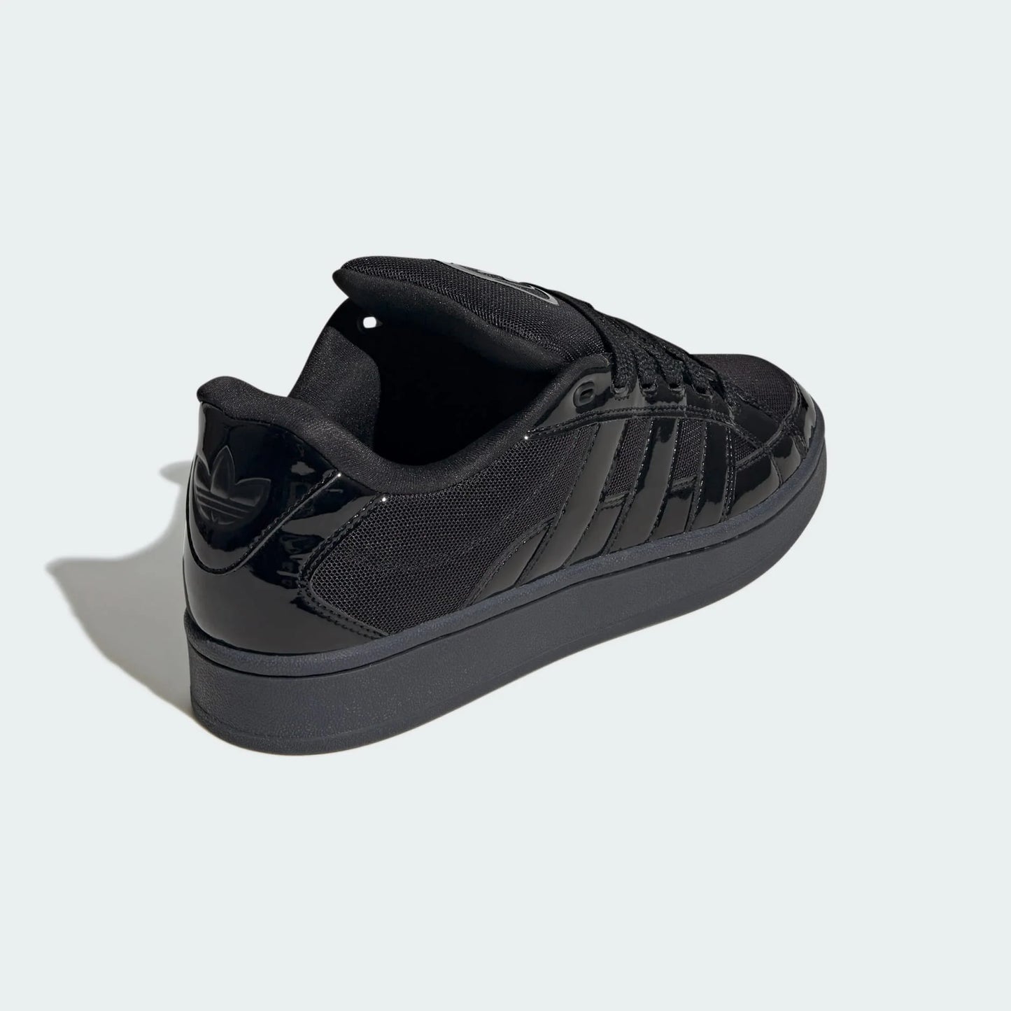 Campus 00s Beta Total Black