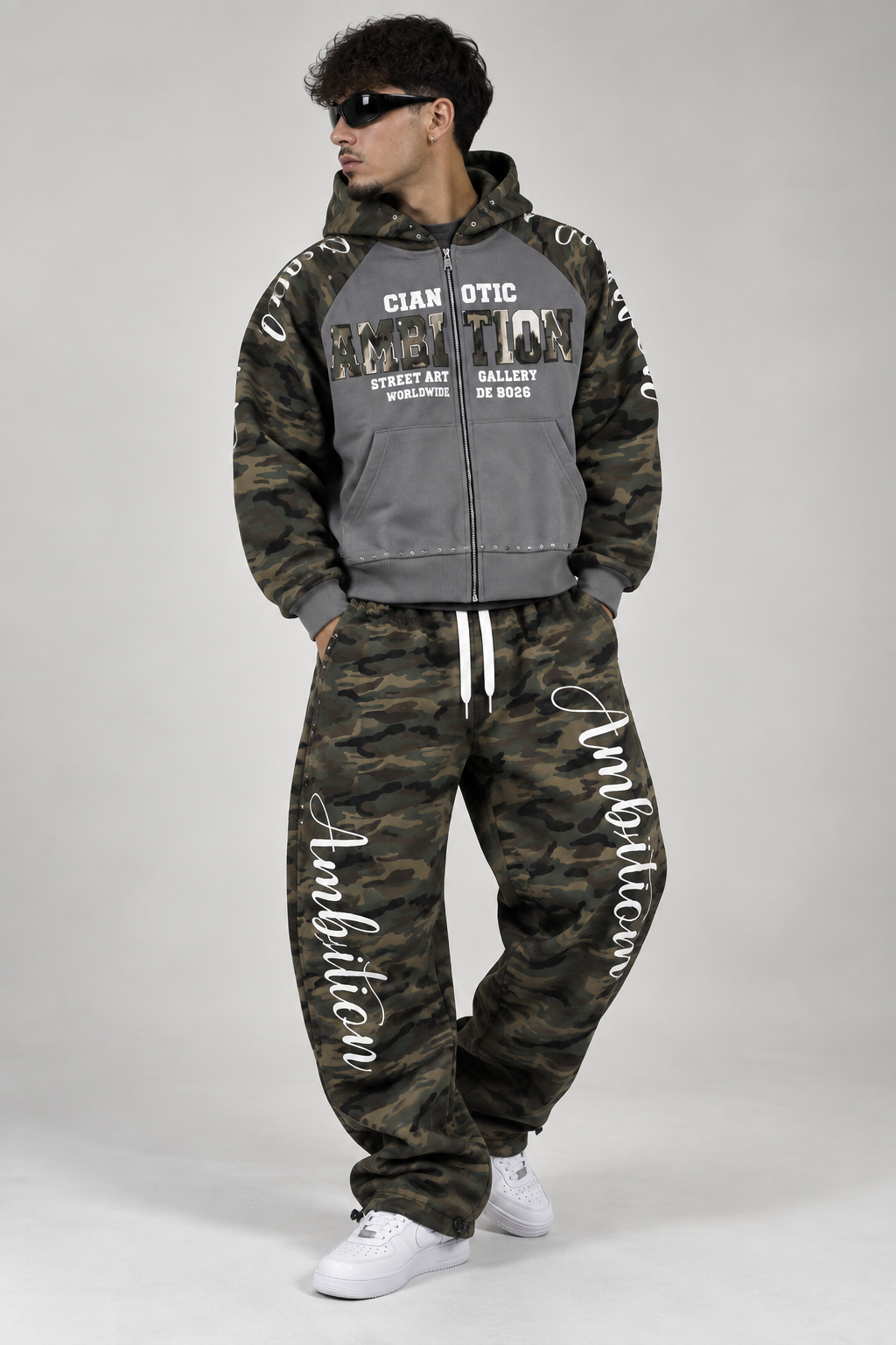 Tracksuit Camo Strass Grigia