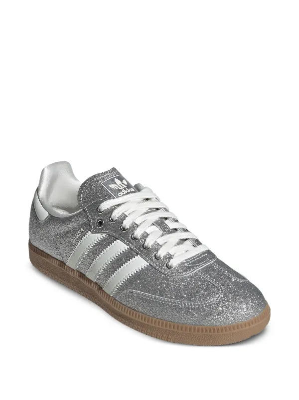 HYPE ON FEET