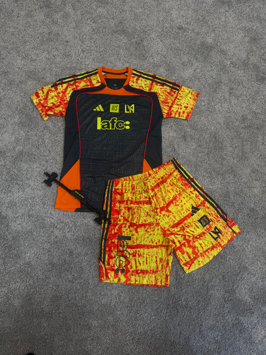 Cordset LA X NTS  2025/2026