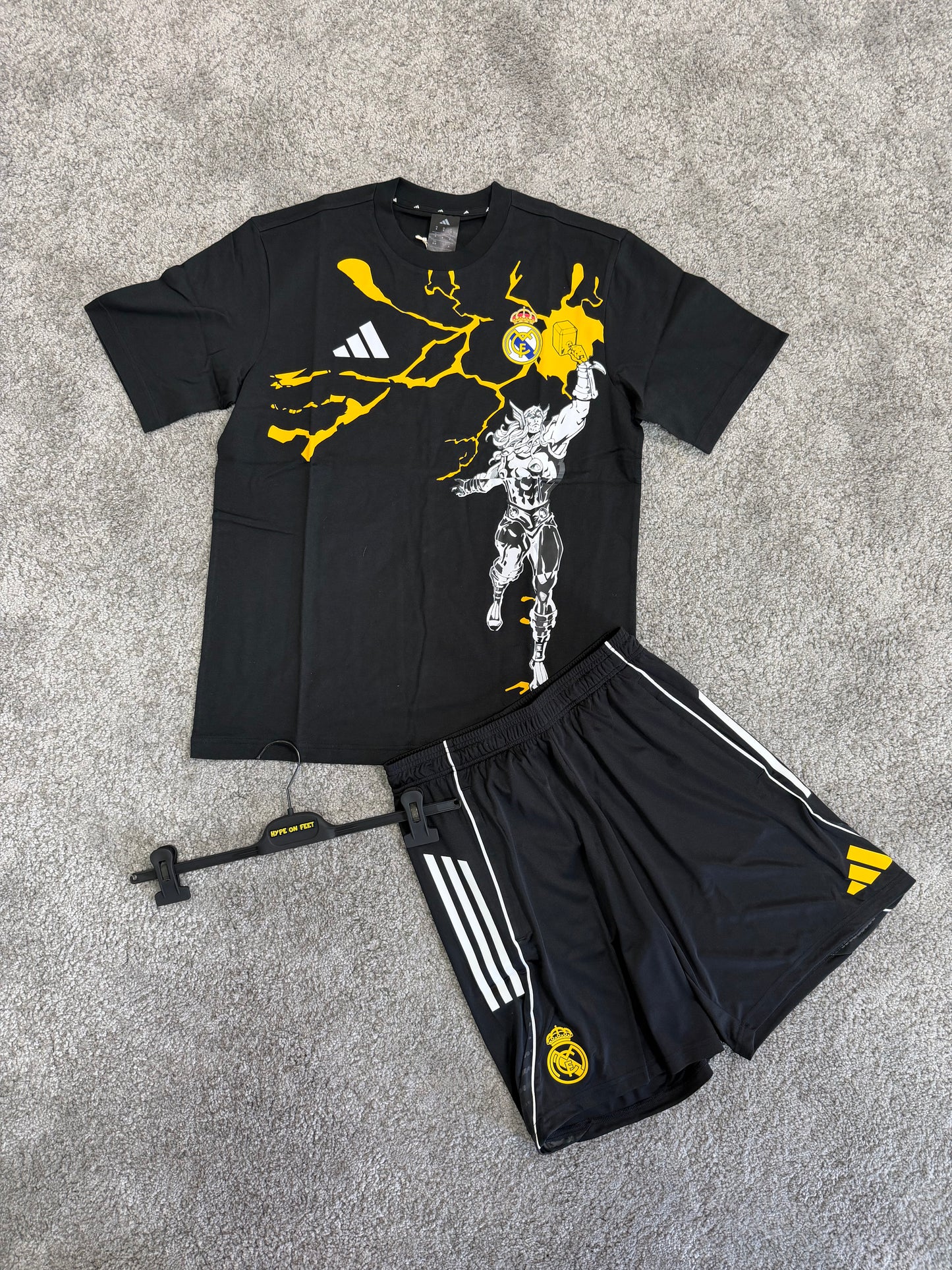 Cordset Real Madrid x Marvel Black 2025/2026