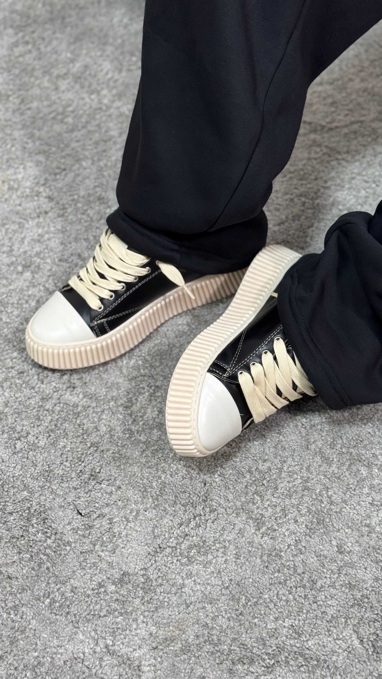 Concept Milan Vapor Sneakers Black