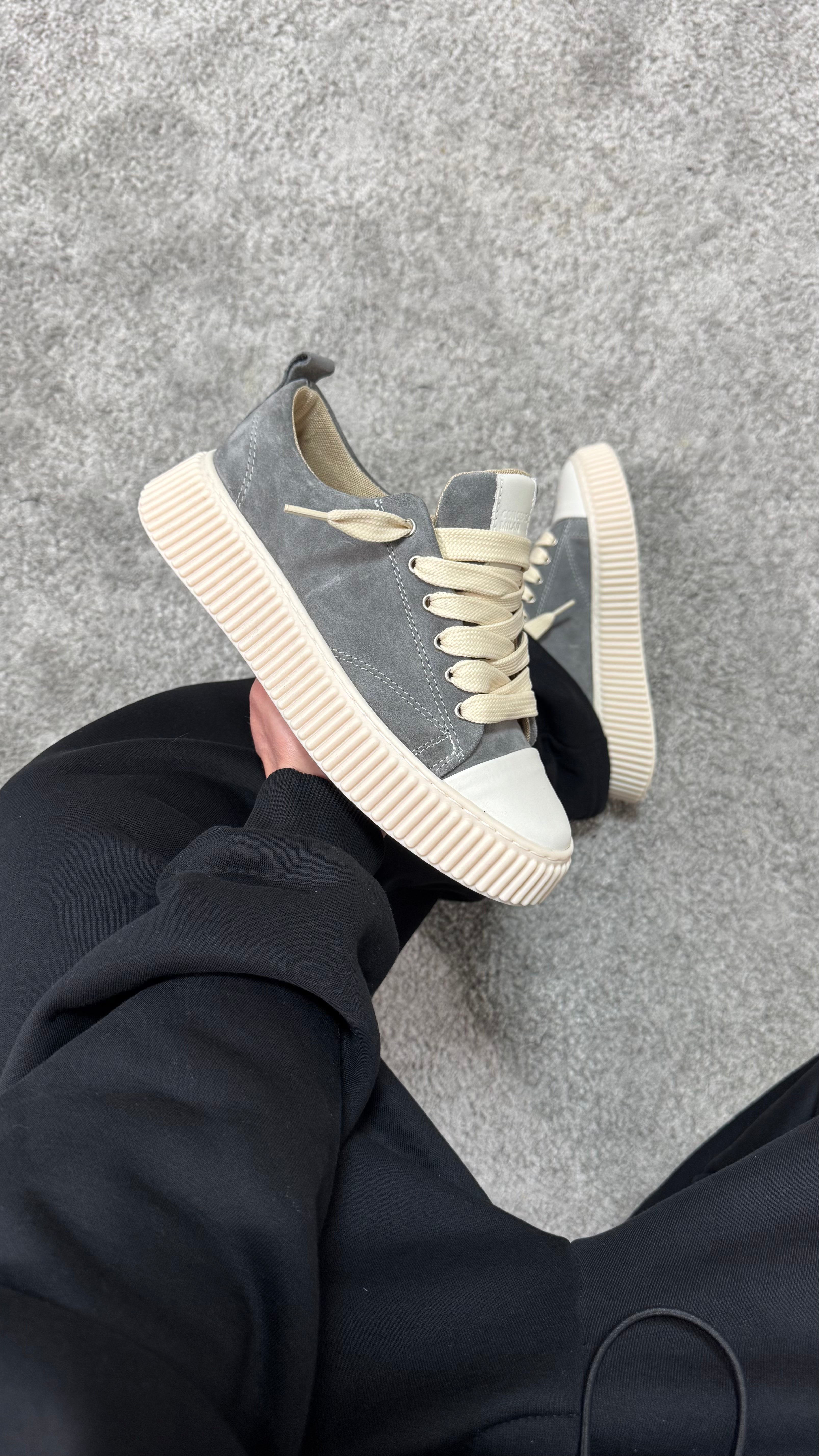 HYPE ON FEET