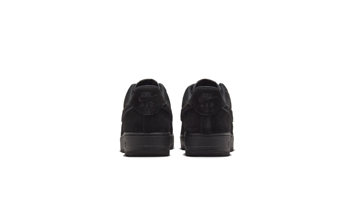 Nike Air Force 1 '07 LV8 "Black Cat"