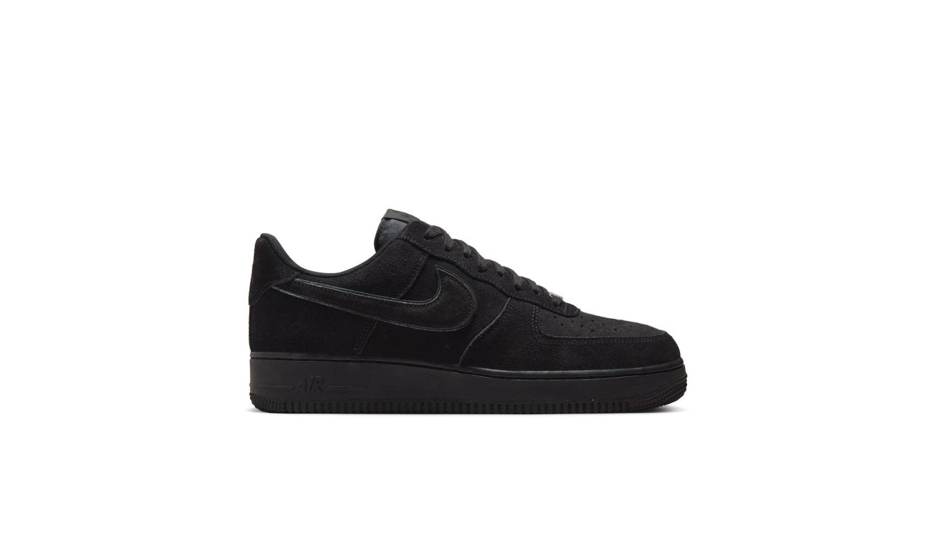 Nike Air Force 1 '07 LV8 "Black Cat"