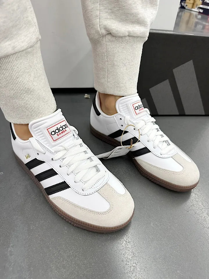 HYPE ON FEET