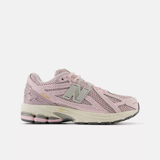 New Balance 1906R Sugar Rose