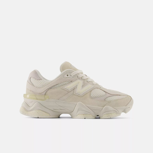 New Balance 9060 White/Beige