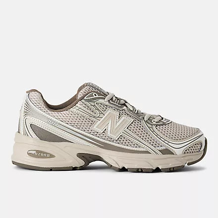 New Balance 740 Wolf