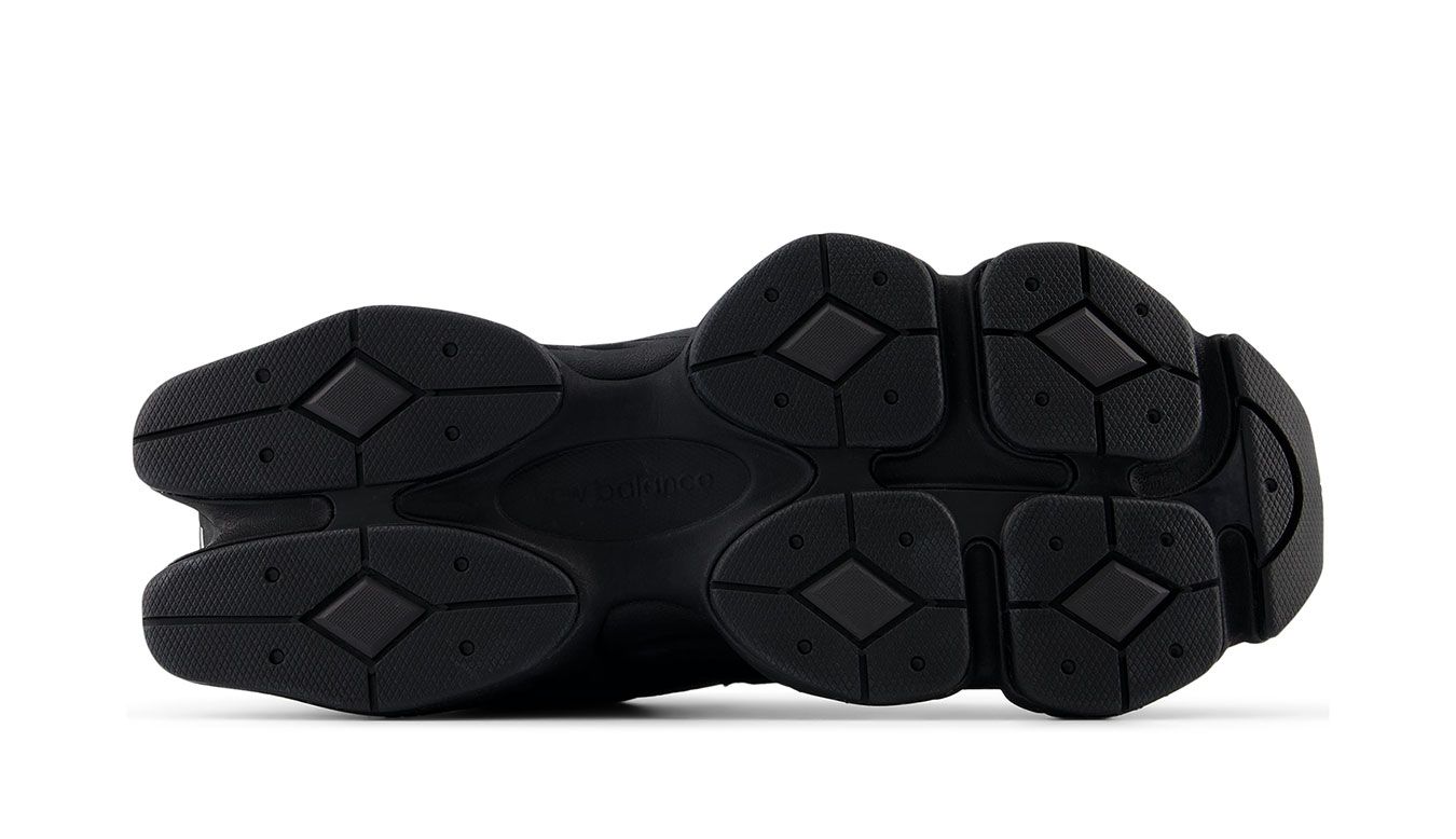 New Balance 9060 Total Black